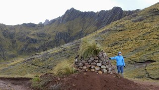 This Peru spiritual tour helps us harmonize our internal energy with the landscape around us as we hike to Huchuy Qosqo over a remote Andean Pass